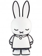 nijntje in twee dimensies by Shin Sobue